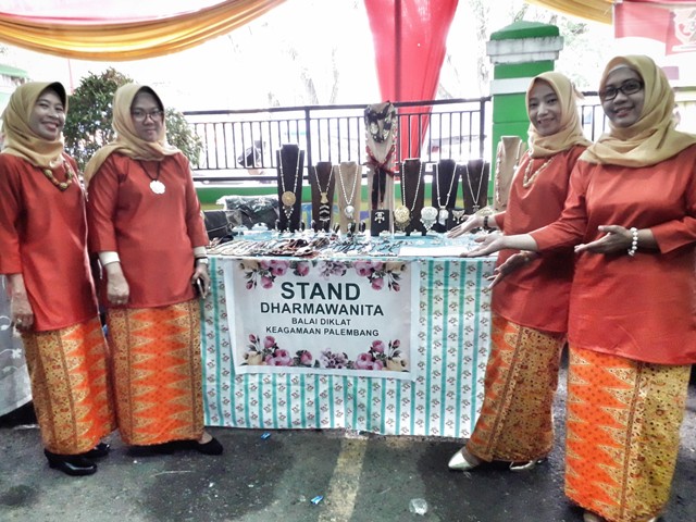 Stand Bazar Dharmawanita BDK Palembang